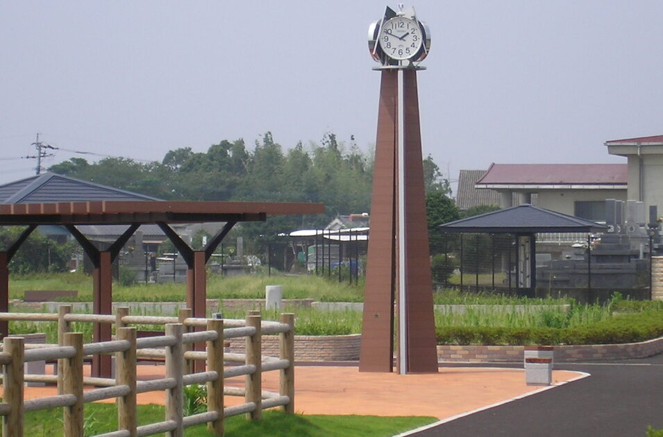 上長飯霊地公園時計塔