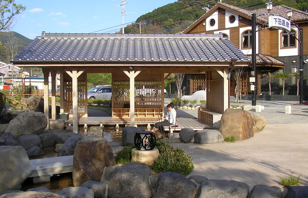 下田温泉東屋・デッキ